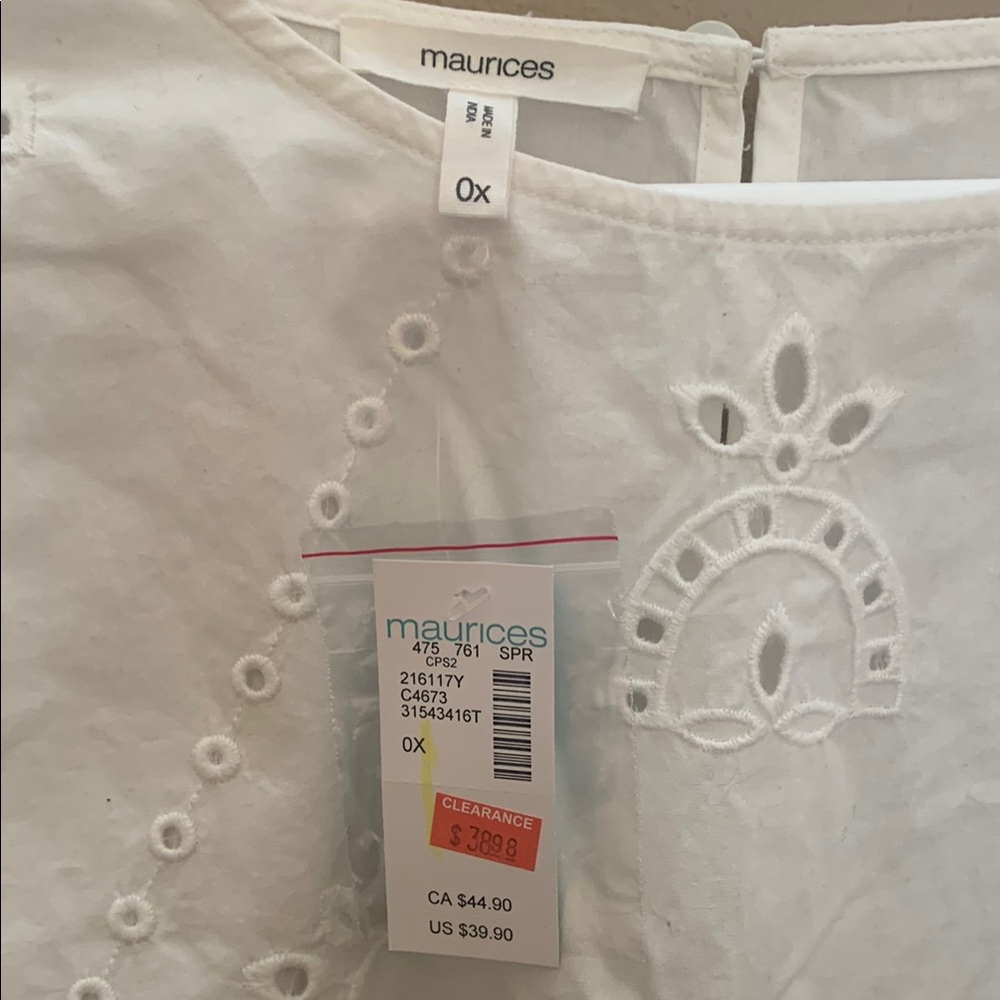 ‼️SUMMER SALE‼️ White Eyelet Women Top - Picture 2 of 3